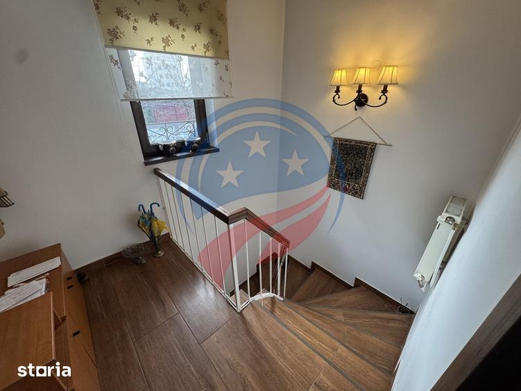 Casă cu 6 camere cu Teren 380 Mp în Brazda lui Novac