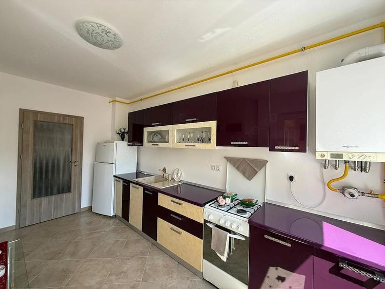 Apartament cu 2 camere decomandat în Pietroasa