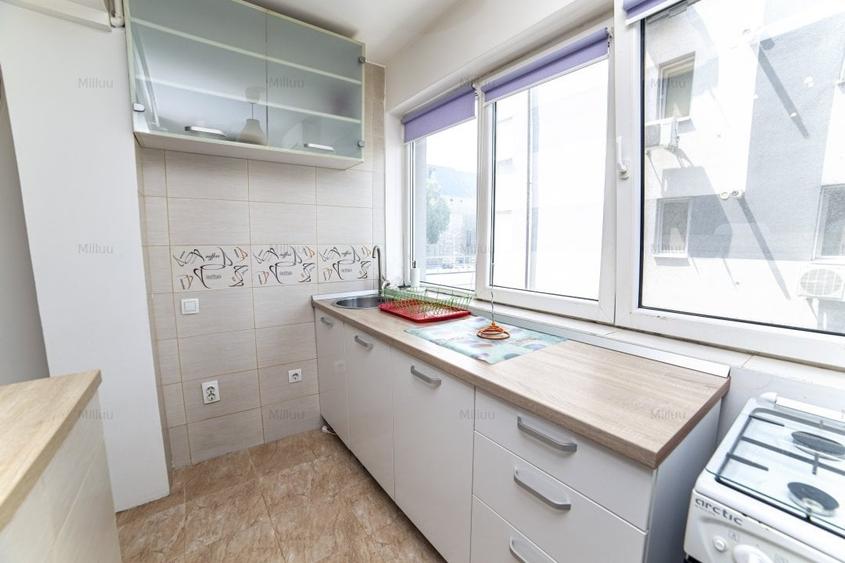 Apartament cu 2 camere semidecomandat, mobilat în Berceni