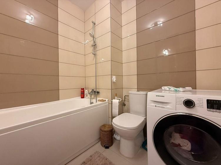 Apartament cu 3 camere decomandat în Regie