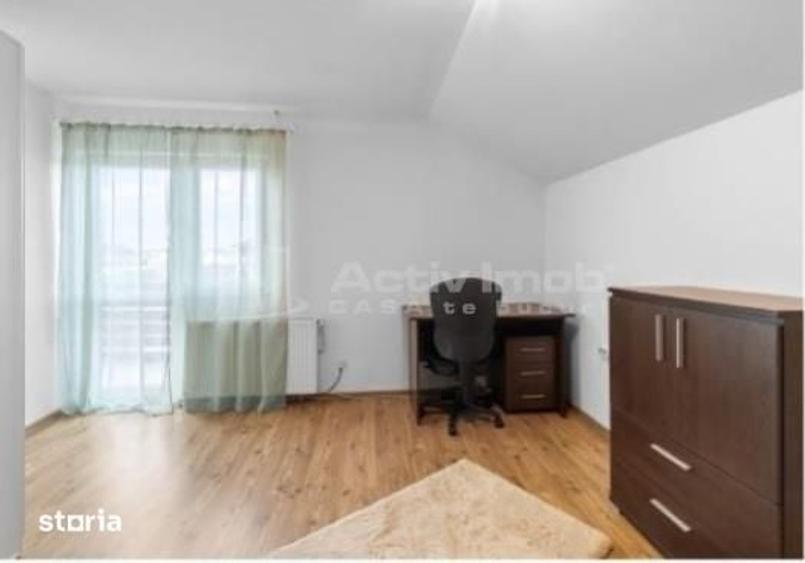 Casă cu 4 camere cu Teren 500 Mp în Sânpetru