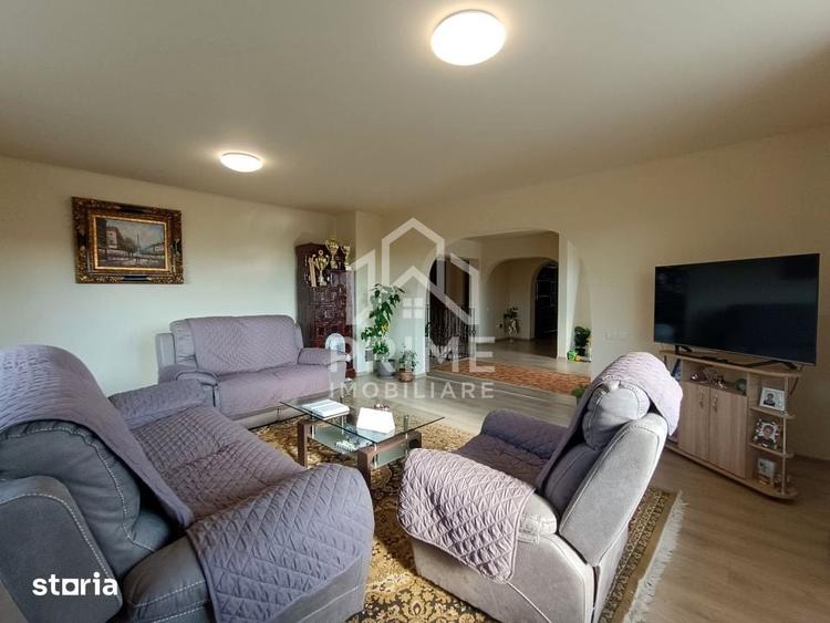 Casă cu 5 camere cu Teren 8142 Mp în Central