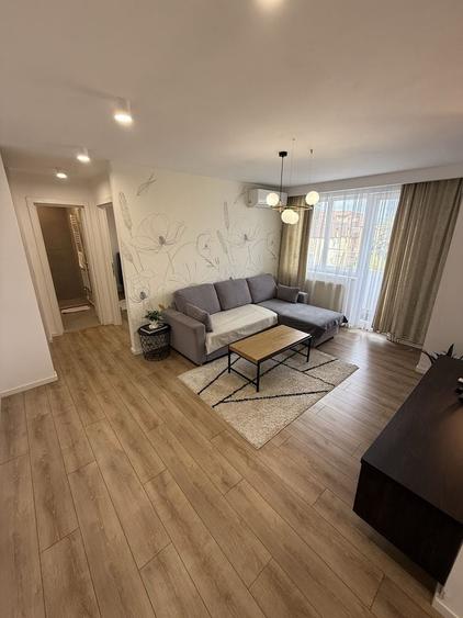 Apartament cu 2 camere semidecomandat în Central