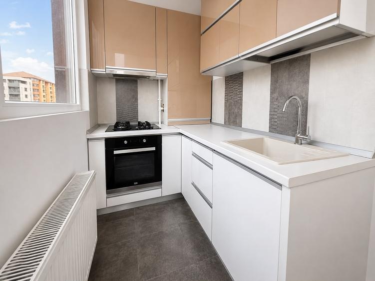 Apartament cu 3 camere decomandat în Chiajna
