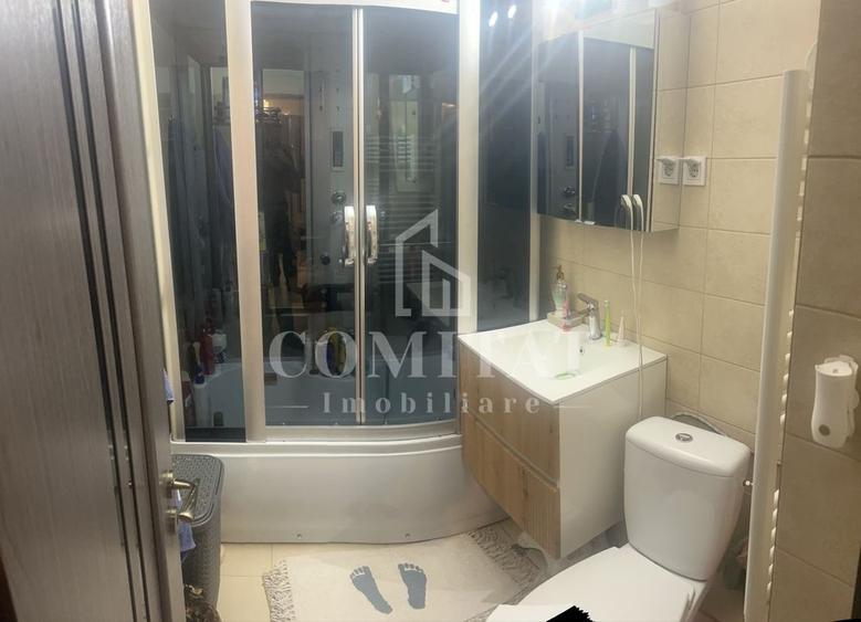 Apartament cu 3 camere decomandat, mobilat în Bulgaria