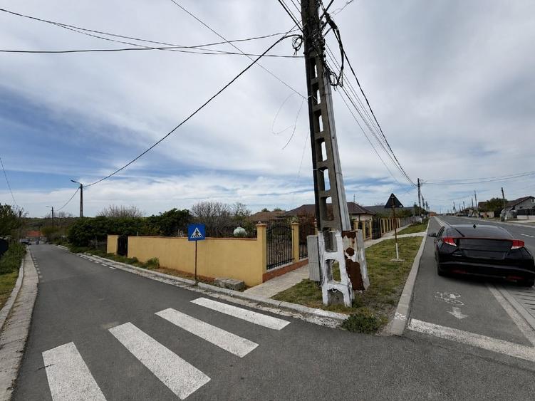 Teren Construcții intravilan de 633 mp, în Corbu
