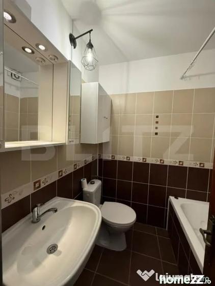 Apartament cu 2 camere decomandat în Sud