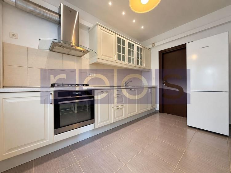 Apartament cu 3 camere în Iancu Nicolae