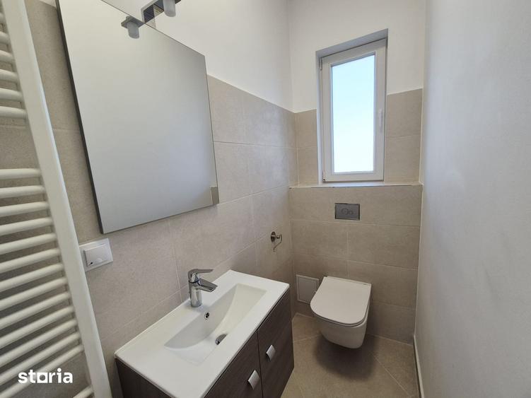 Spațiu comercial, de 76 mp, în Central
