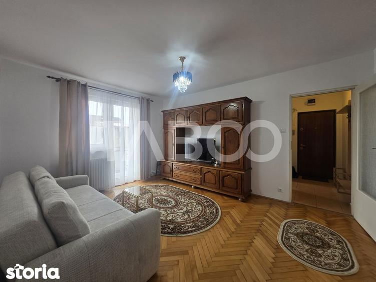 Apartament cu 3 camere semidecomandat, mobilat în Mihai Viteazul