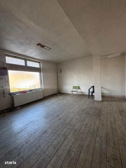 Spațiu comercial, de 250 mp, în Vladimirescu