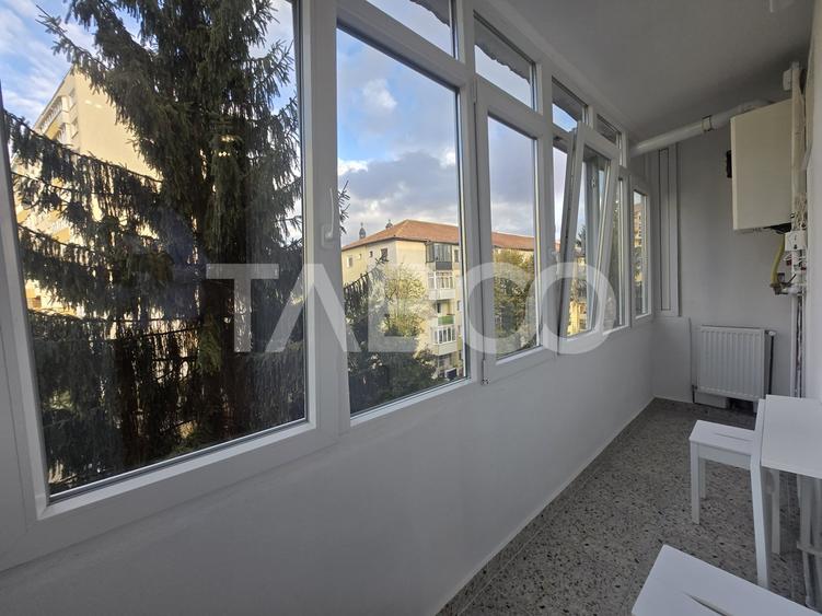 Apartament cu 3 camere semidecomandat, mobilat în Mihai Viteazul