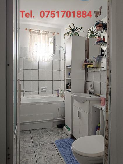 Apartament cu 2 camere semidecomandat în Micro 6