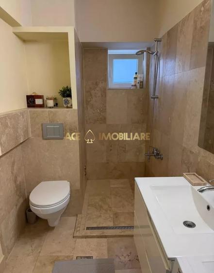 Apartament cu 3 camere decomandat în Unirii