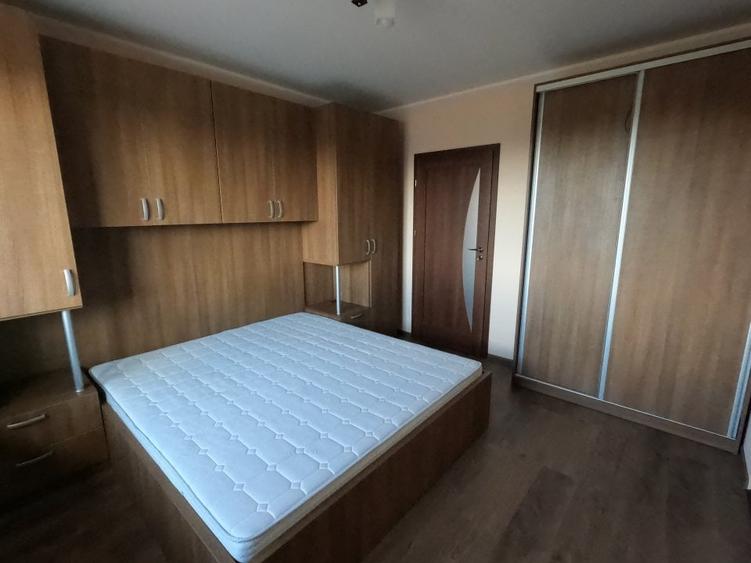 Casă individuală cu 6 camere cu Teren 1000 Mp în Smârdan