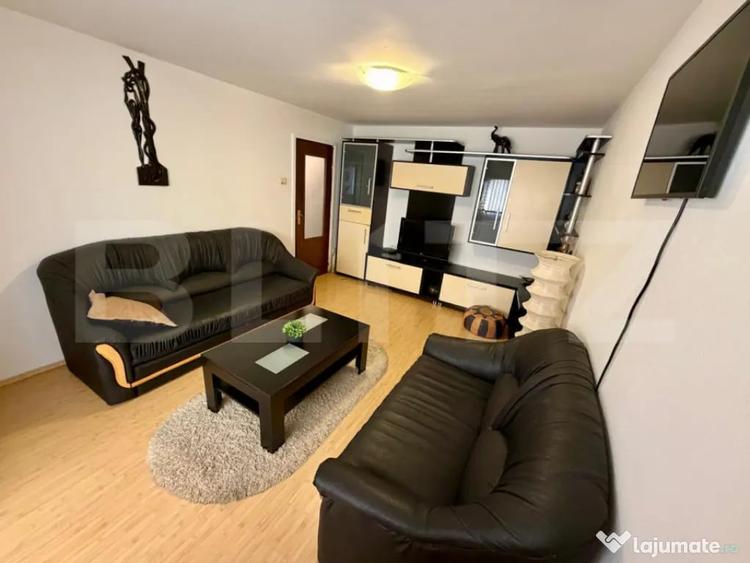 Apartament cu 2 camere decomandat în 1 Mai