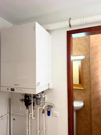 Apartament cu 3 camere decomandat în P-ța Unirii