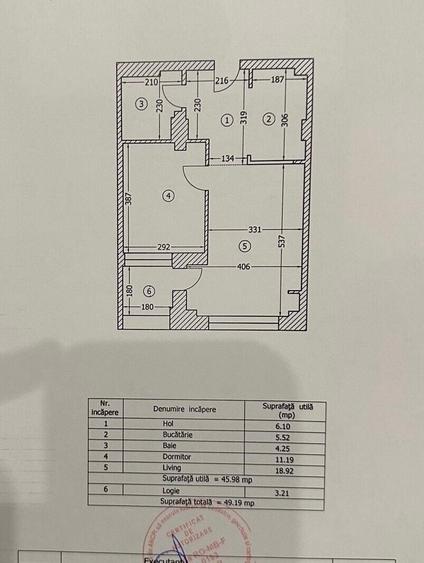 Apartament cu 2 camere decomandat, mobilat în Central