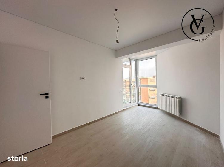 Apartament cu 3 camere semidecomandat în Nord