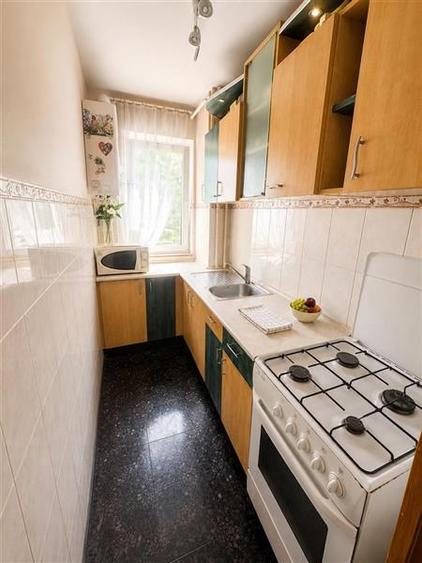 Apartament cu 2 camere semidecomandat în Florilor
