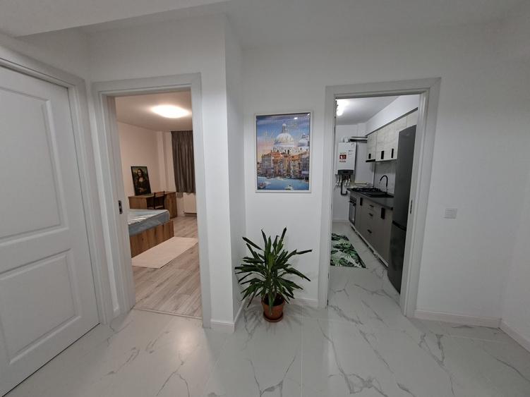 Casă cu 1 camere decomandat în Central