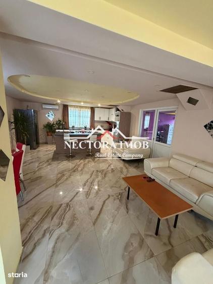 Casă cu 4 camere cu Teren 600 Mp în Central