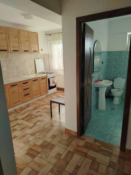 Garsonieră decomandată în Central
