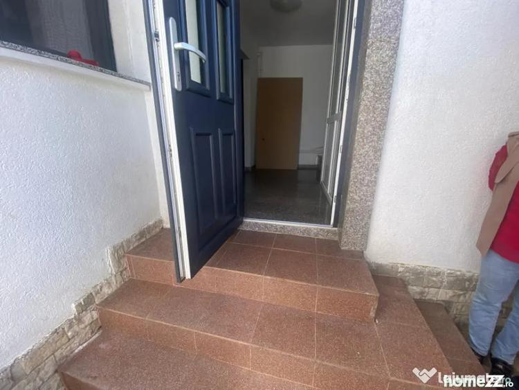 Spațiu comercial, de 38 mp, în Dacia