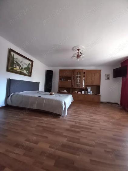 Apartament cu 3 camere decomandat în Agigea