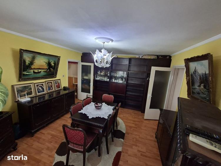Apartament cu 2 camere semidecomandat în Prundu