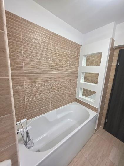 Apartament cu 3 camere în Drumul Taberei