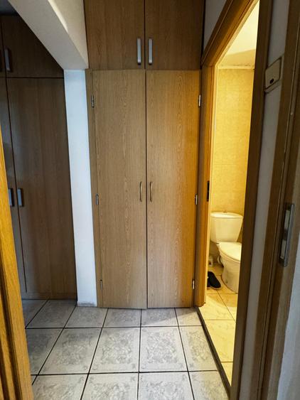 Apartament cu 2 camere decomandat în Podul de Fier