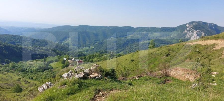 Teren Construcții extravilan de 3800 mp, în Exterior Nord
