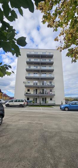 Apartament cu 2 camere decomandat în Exterior Vest