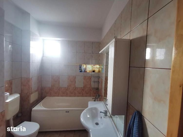 Apartament cu 3 camere decomandat în Ultracentral