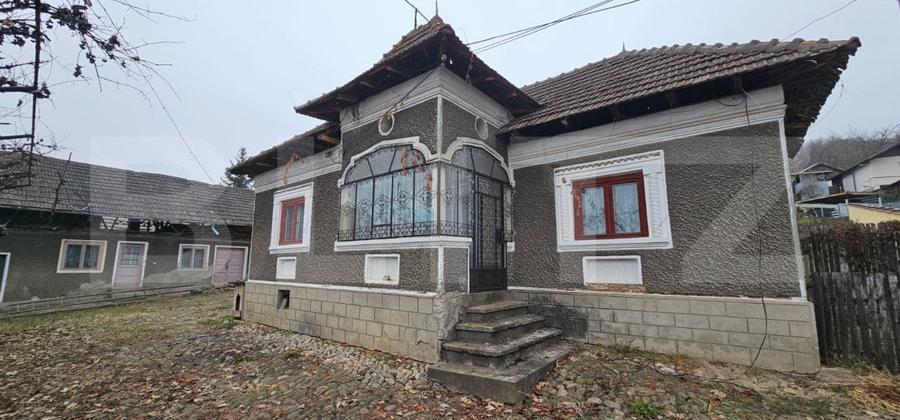 Casă individuală cu 2 camere cu Teren 1200 Mp în Brănești