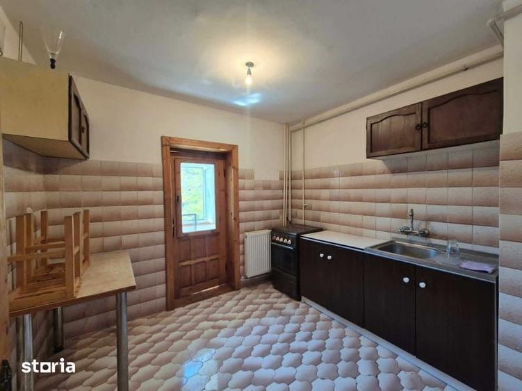 Apartament cu 3 camere decomandat în Sud