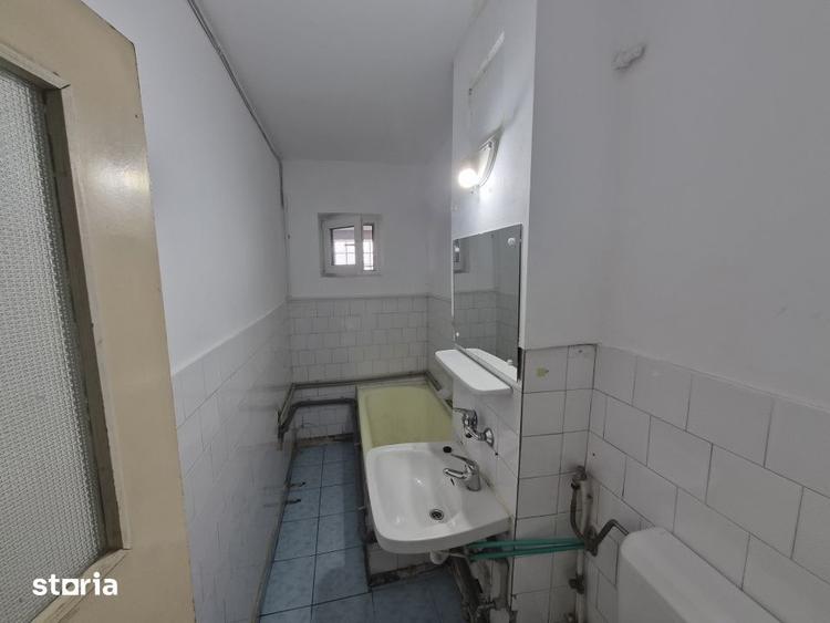 Spatiu comercial de inchiriat- langa spitalul Municipal Curtea de Arge - 4