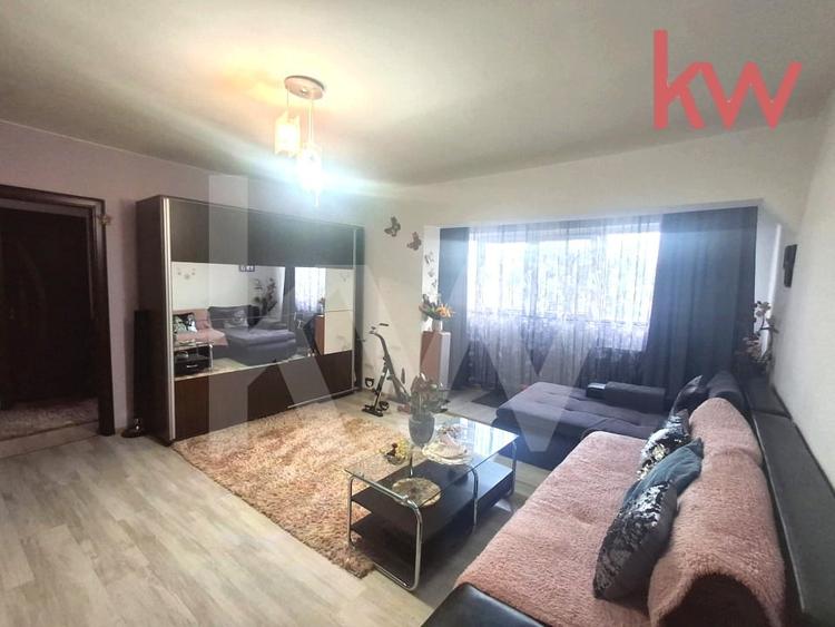 Mută-te Imediat! Apartament Luminos, cu 3 Camere, Craiovita - 1