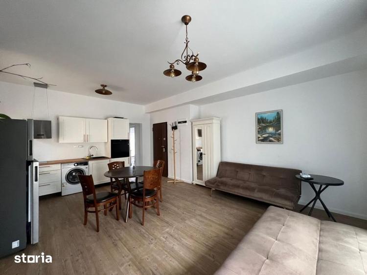 Apartament cu 3 camere, mobilat în Km 4