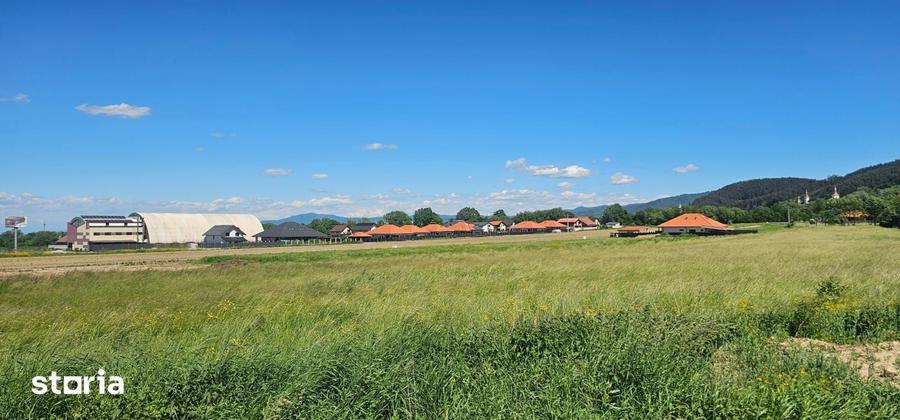 Teren de 2536 mp, în Central