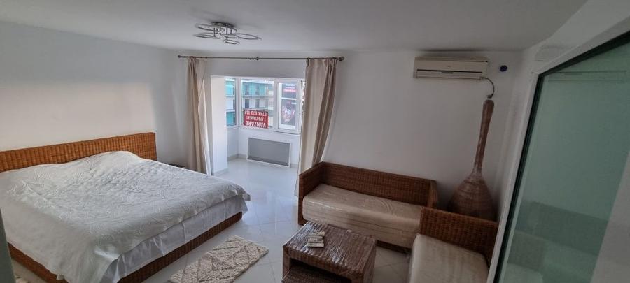 Apartament cu 3 camere decomandat, mobilat în Ultracentral