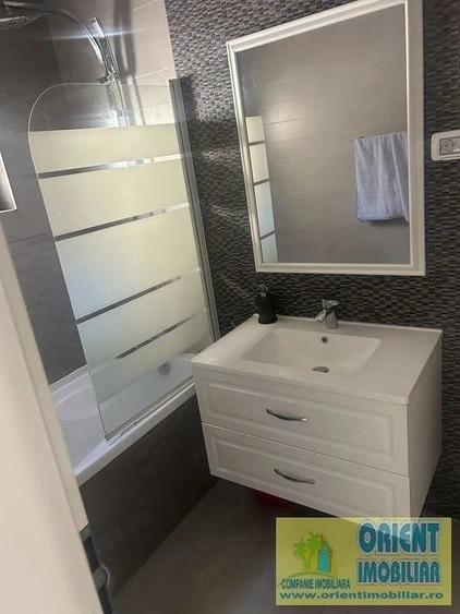 Apartament cu 3 camere decomandat în Dacia