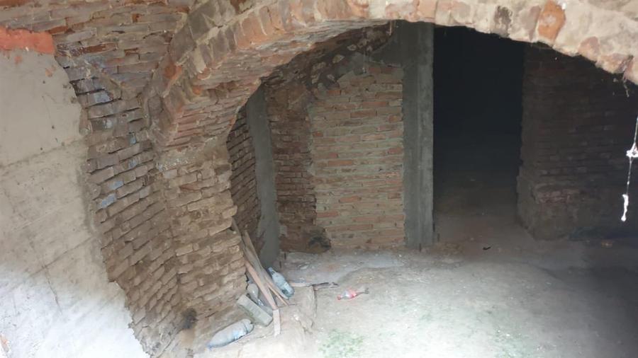 Casă individuală cu 10 camere cu Teren 466 Mp în Apollo