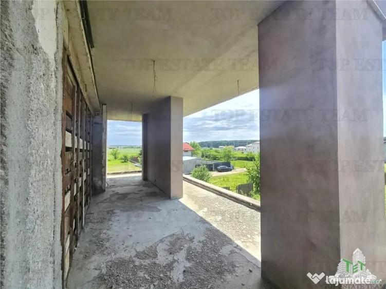 Casă cu 6 camere cu Teren 1372 Mp în Ghermănești