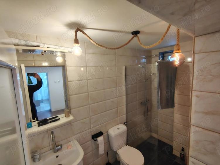Casă cu 4 camere cu Teren 215 Mp în Haltă