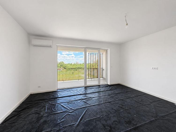 Apartament cu 2 camere decomandat în Torontalului