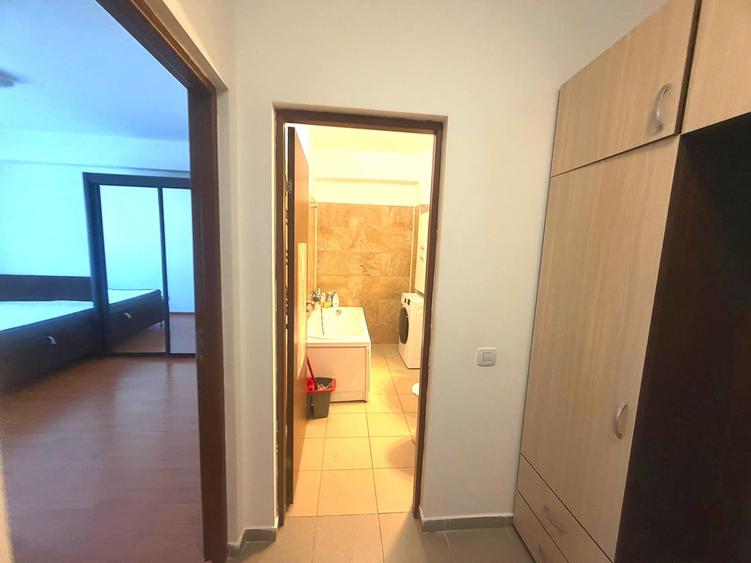 Apartament cu 3 camere decomandat, mobilat în Sisești