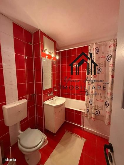 Apartament cu 3 camere decomandat în Lăpuș