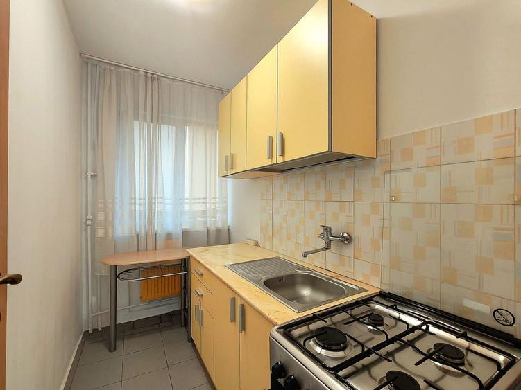 Apartament cu 2 camere nedecomandat, mobilat în Girocului